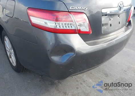 2011 Toyota Camry Xle z USA, uszkodzony, nr VIN 4T4BF3EK9BR115826